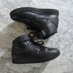 Fila Sneakers Size 2.5